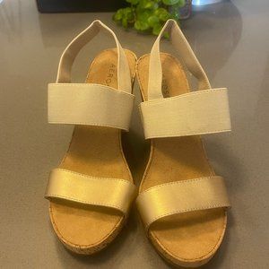 Aerosoles Platform Wedge Comfortable Heel sz. 8